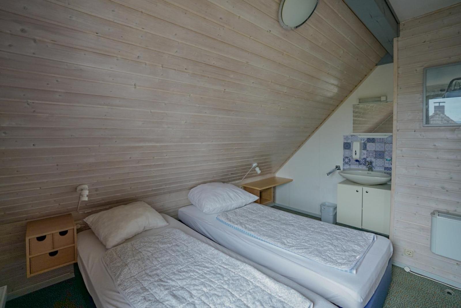 Fh "Baeren Ecke" Am See Im Hessischen Bergland Kirchheim  Esterno foto